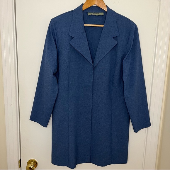 Vintage Blue Matching Blazer & Skirt Suit Set - Picture 4 of 10
